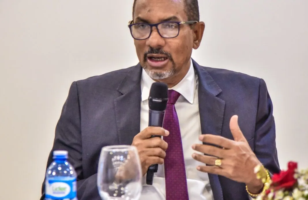 El rector de la UFHEC llama a vivir Semana Santa con comedimiento y evitar tragedias