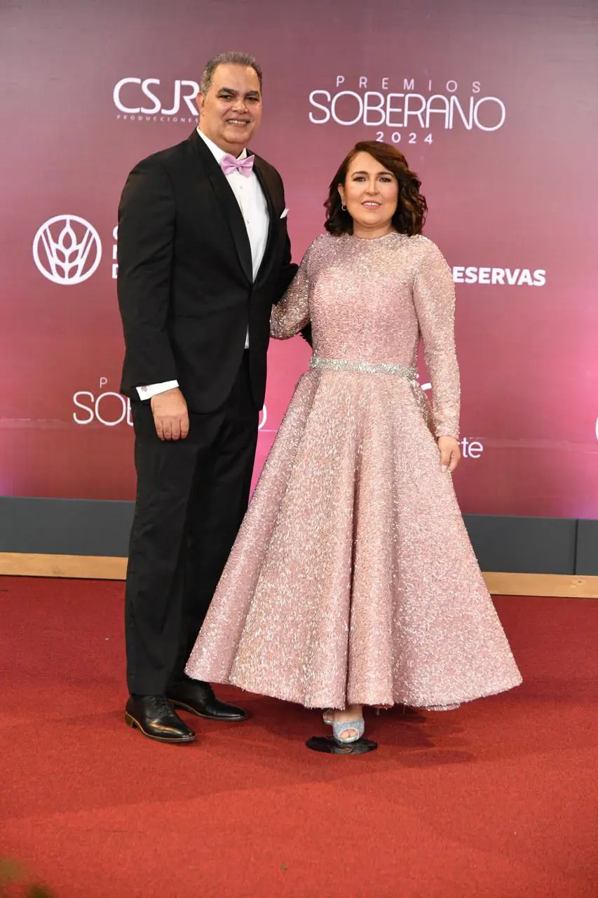 Celebridades que desfilaron por la alfombra roja de los Premios Soberano 2024