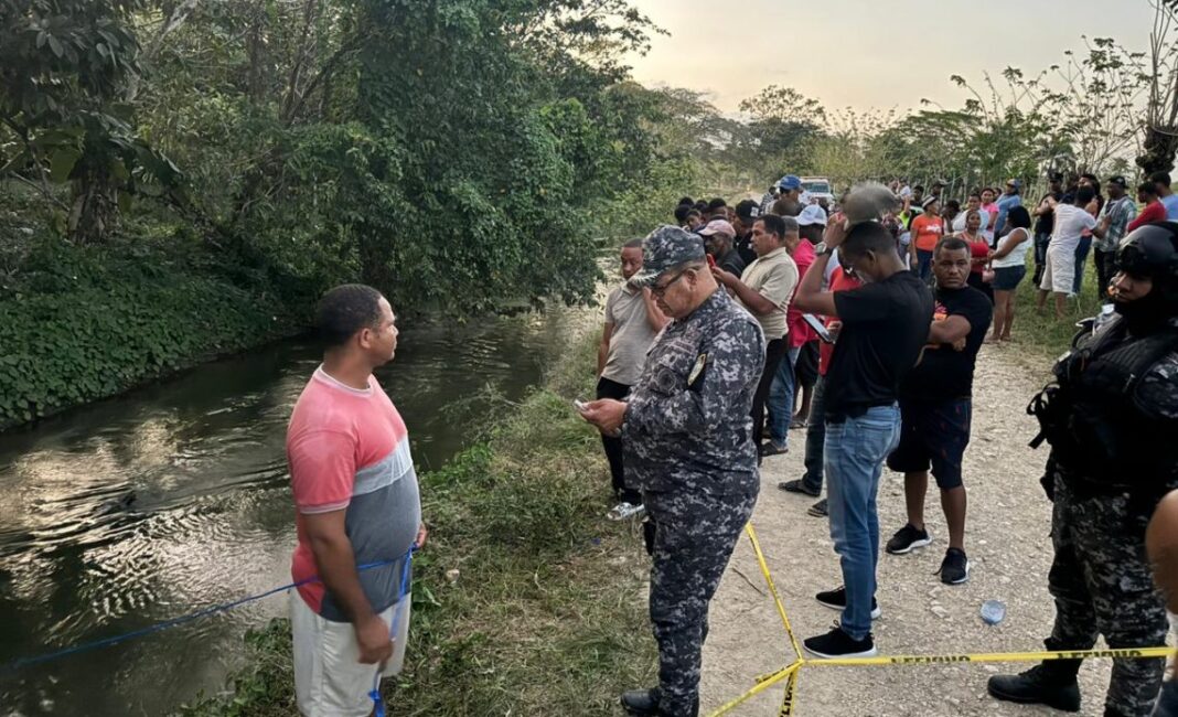 Encuentran cuerpo humano flotando en canal de riego de Yabacoa, Arenoso