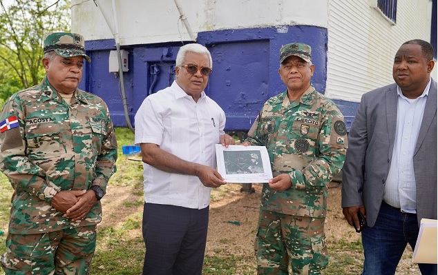 CEA traspasa terrenos para 10 mil casas para militares dominicanos