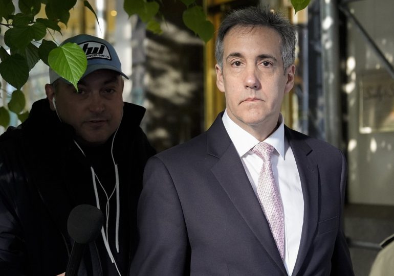 Exabogado de Trump reconoce en juicio que mintió por el exmandatario