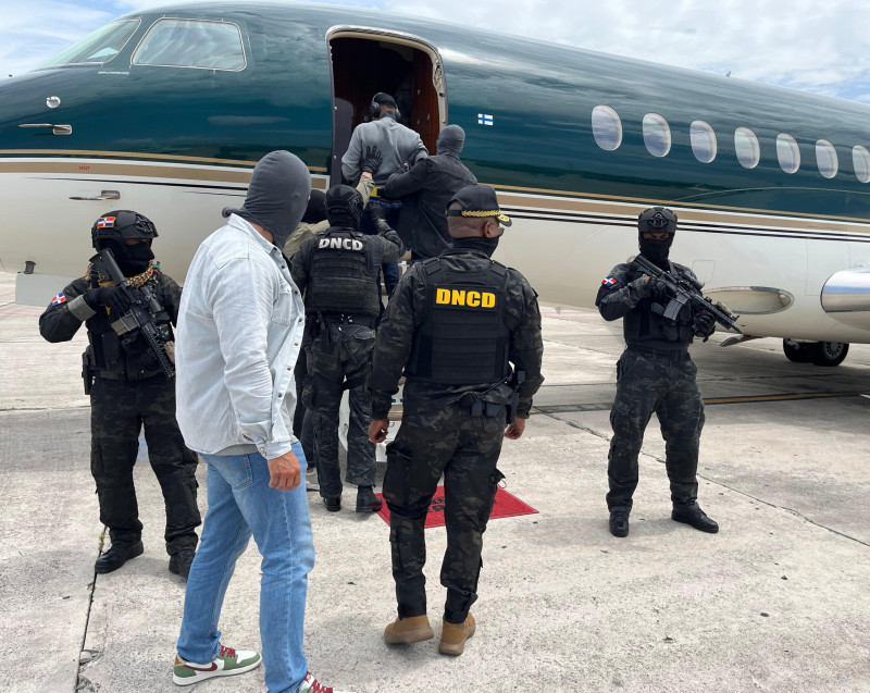 RD extradita a holandeses acusados de liderar bandas “Mocro Maffia” y “No Limit Soldier”