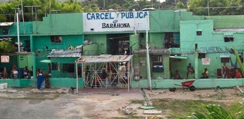 Motín en Cárcel Pública de Barahona deja tres internos heridos