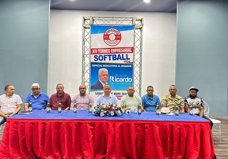Dedicarán XIV Torneo de softball Empresarial de Sánchez Ramírez al senador Ricardo de los Santos