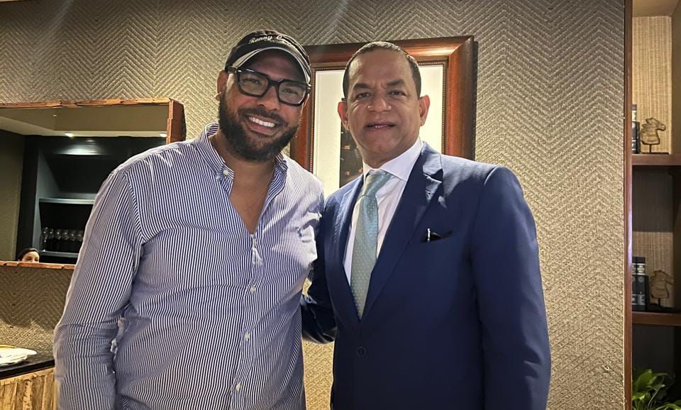 Renuncia miembro de la dirección central de la Fuerza del Pueblo Ronny Robert Carrasco