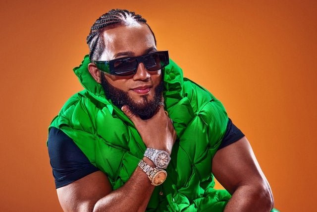 El Alfa brilla en Tenerife a pesar del contratiempo con su pantalón de 7 mil dólares