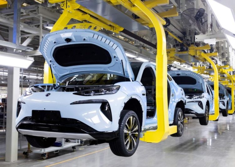 China denuncia ante la OMC los aranceles de la UE contra sus vehículos eléctricos