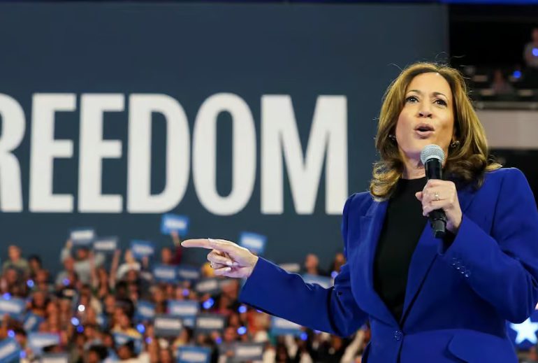 Kamala Harris acepta la candidatura presidencial demócrata con un discurso de unidad