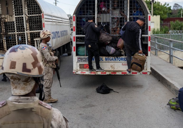 Amnistía Internacional pide a Abinader poner fin a «políticas migratorias racistas»