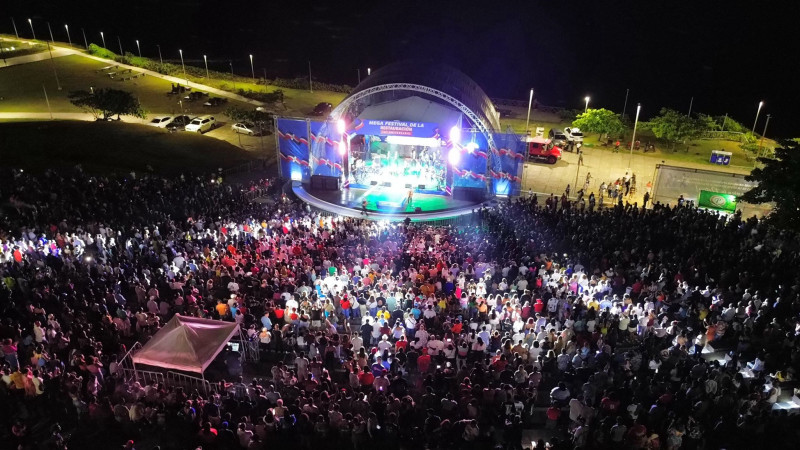 Bastión merenguero del Mega Festival de la Restauración toma el Anfiteatro de Puerto Plata