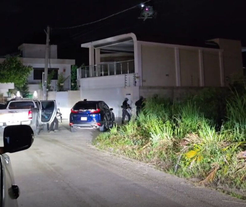 Comando Sur, DEA y autoridades dominicanas allanan en busca de integrantes de una red internacional