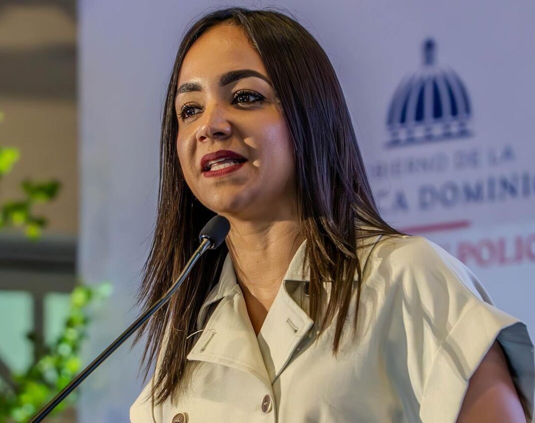 Ministra de Interior y Policía destaca el rol de la mujer y el empoderamiento femenino a nivel mundial