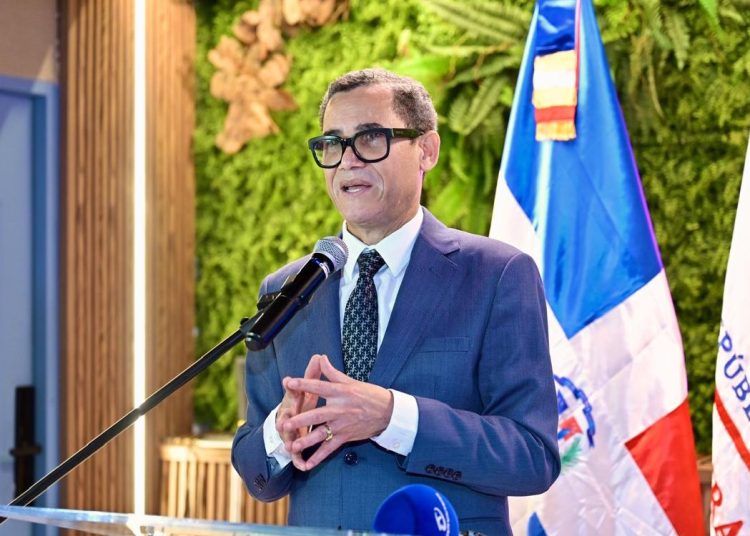 Ministerio de Trabajo impulsa 5,750 nuevas oportunidades laborales en Santiago