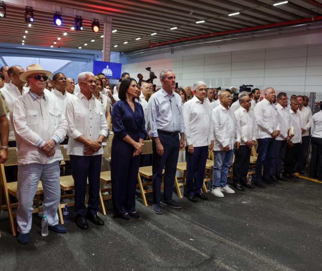 Inauguran el túnel de la Plaza de la Bandera en Santo Domingo
