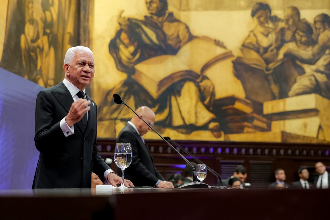 Presidente del Senado presenta balance con 416 iniciativas aprobadas