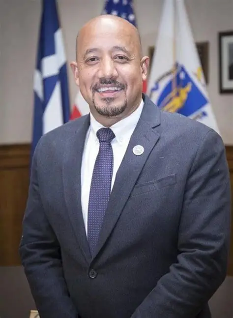 DE EMPRESARIO EXITOSO A SER SOMETIDO A LA JUSTICIA EN BOSTON ¿DE QUÉ SE ACUSA A BRIAN DEPEÑA, ALCALDE DE LAWRENCE?