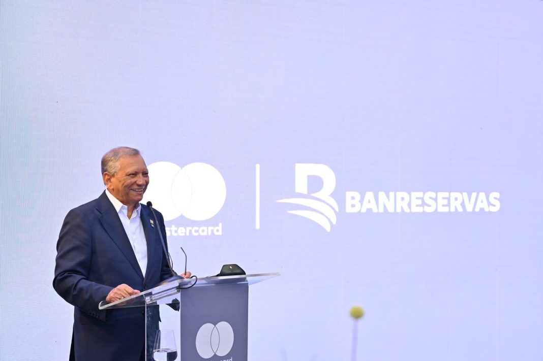 Banreservas y Mastercard presentan nueva tarjeta de crédito comercial Banreservas y Mastercard presentan nueva tarjeta de crédito comercial