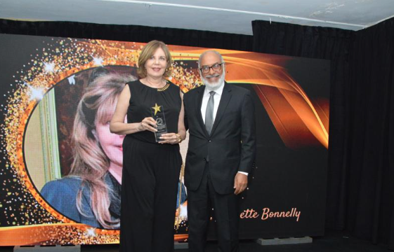 Fallece doña Cosette Bonnelly, esposa del periodista Persio Maldonado Fallece doña Cosette Bonnelly, esposa del periodista Persio Maldonado